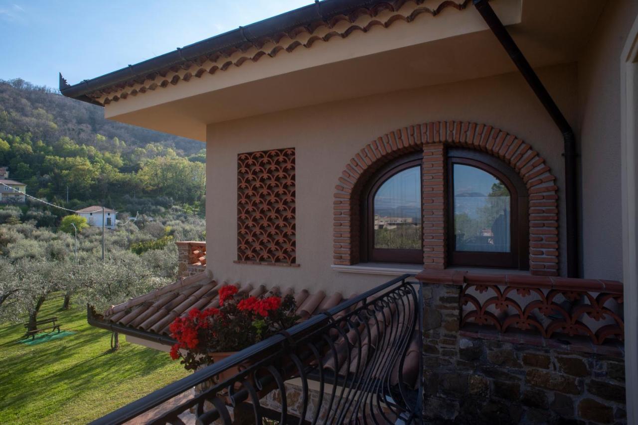 Отель La Ginestra Castel San Lorenzo Экстерьер фото