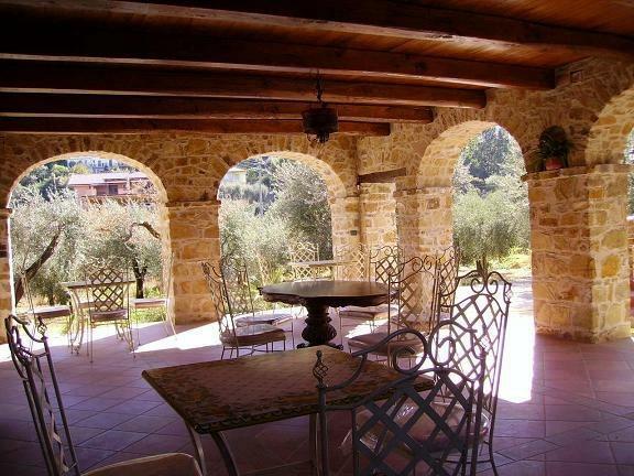 Отель La Ginestra Castel San Lorenzo Экстерьер фото